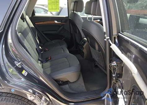 2021 Audi Q5 Premium Plus 45 Tfsi Quattro S Tronic z USA, uszkodzony, nr VIN WA1BAAFY4M2065057